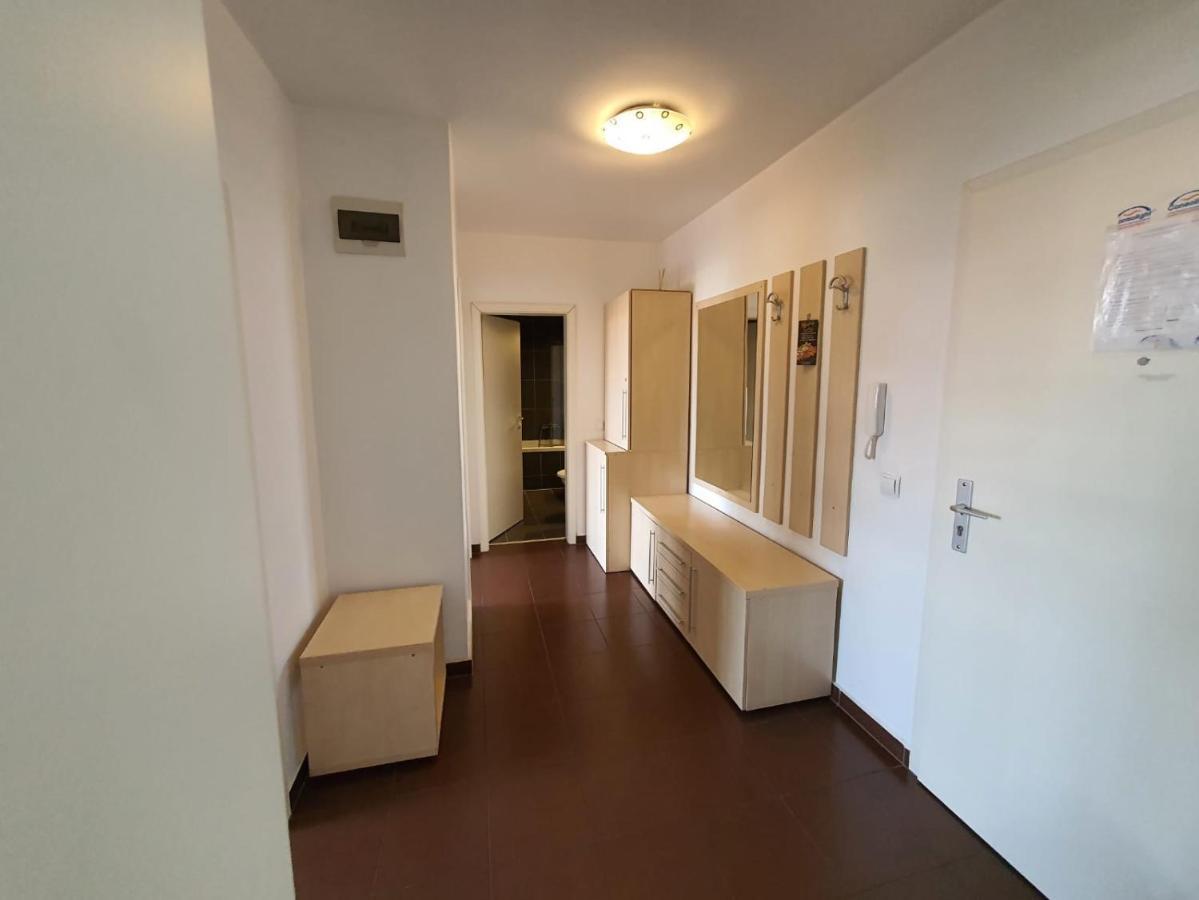 Apartment Richy Брашов Екстериор снимка